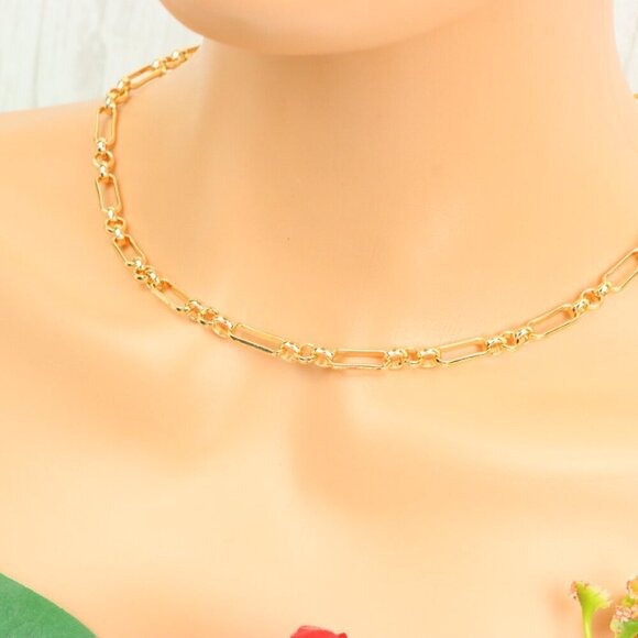 "Minimalist & Elegant Necklace Chain – Perfect for Women & Girls | UNVRC1504 - Picture 3 of 10